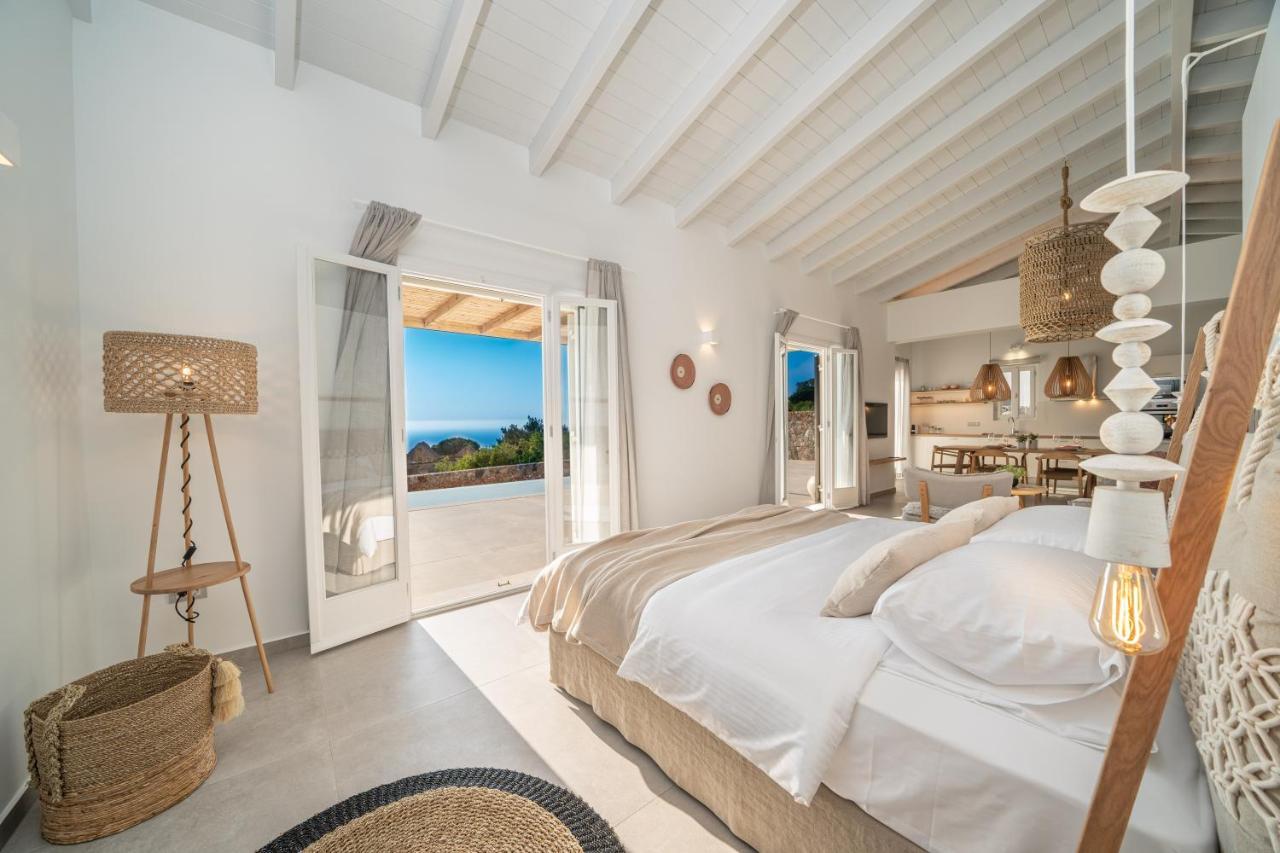 Summer Breeze Villa Tzamarelata Extérieur photo