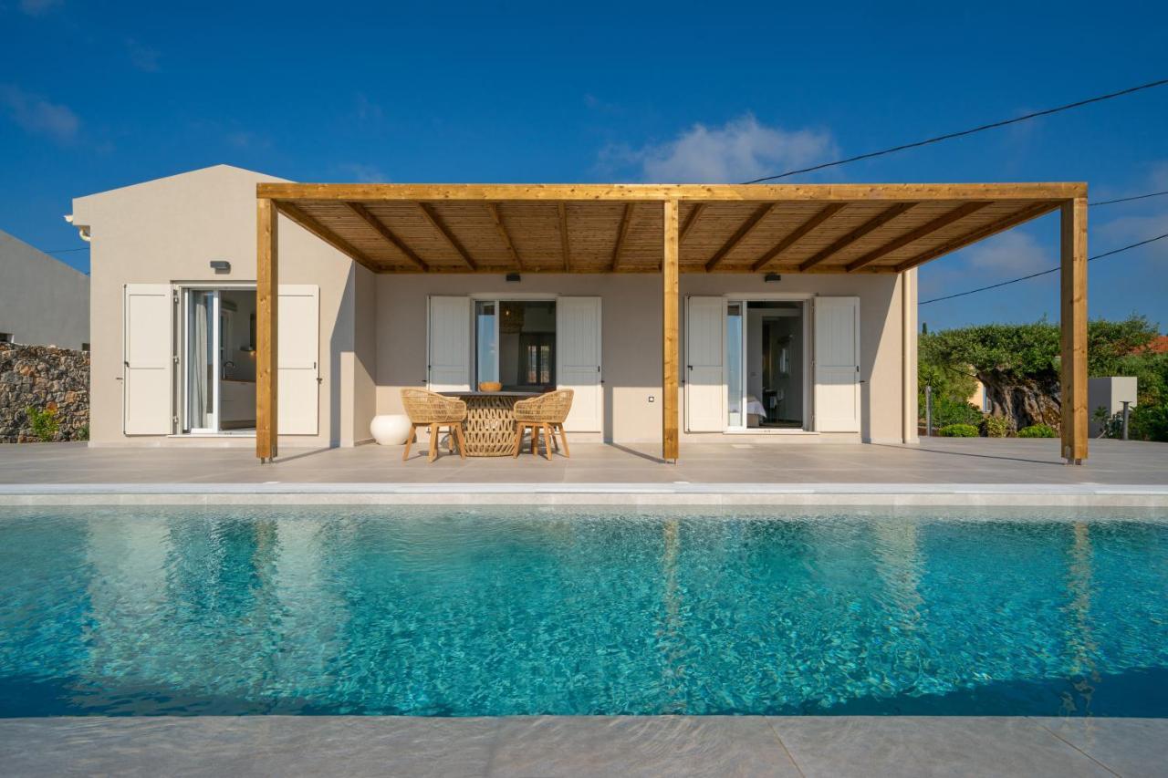 Summer Breeze Villa Tzamarelata Extérieur photo