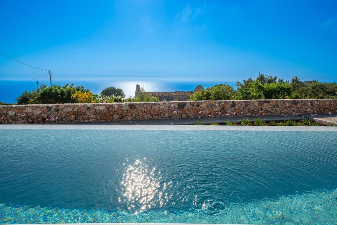 Summer Breeze Villa Tzamarelata Extérieur photo