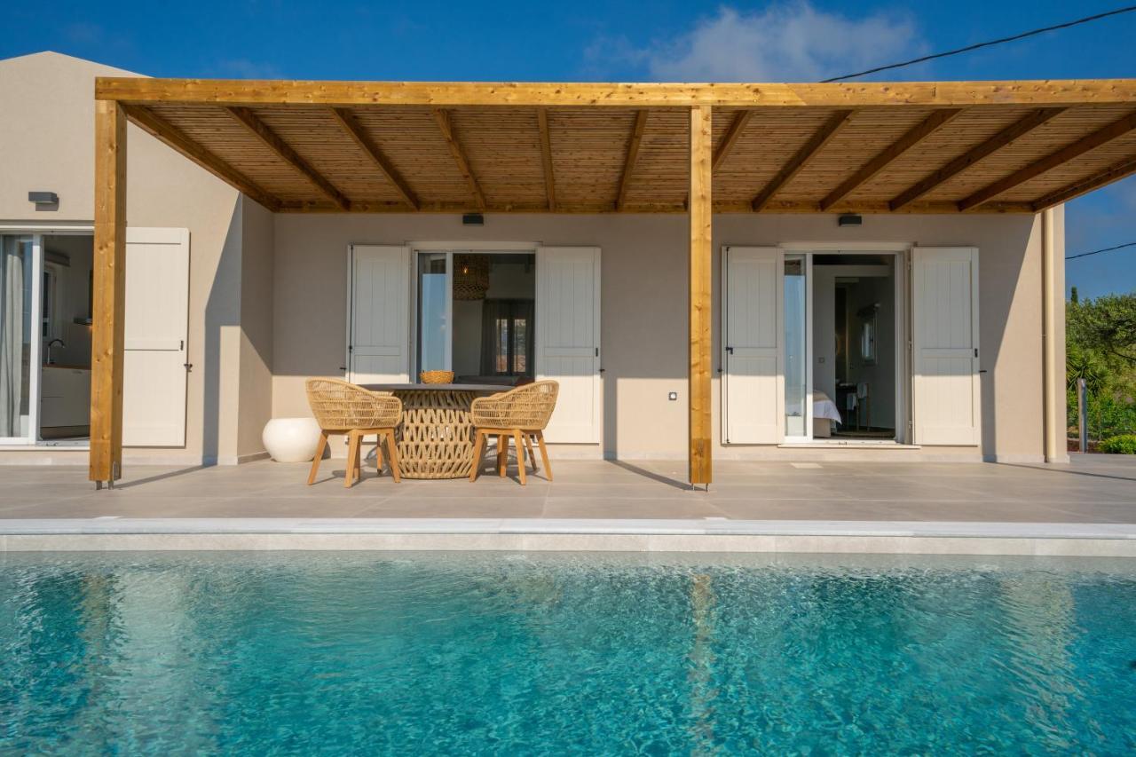 Summer Breeze Villa Tzamarelata Extérieur photo