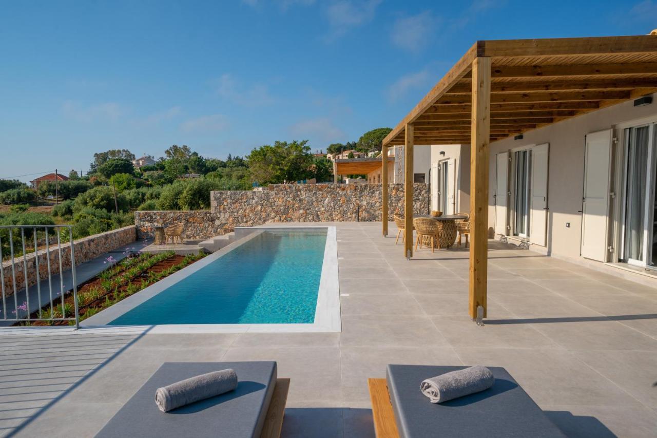 Summer Breeze Villa Tzamarelata Extérieur photo