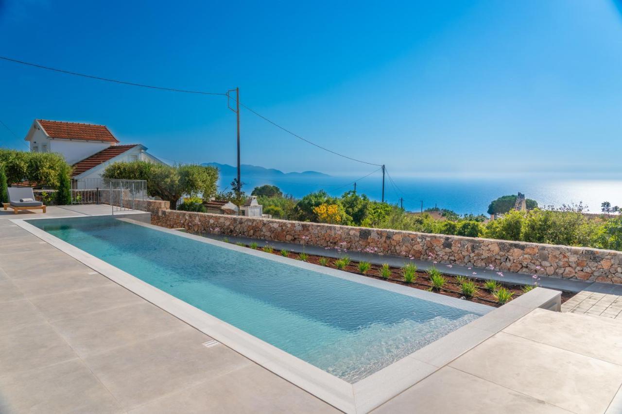 Summer Breeze Villa Tzamarelata Extérieur photo